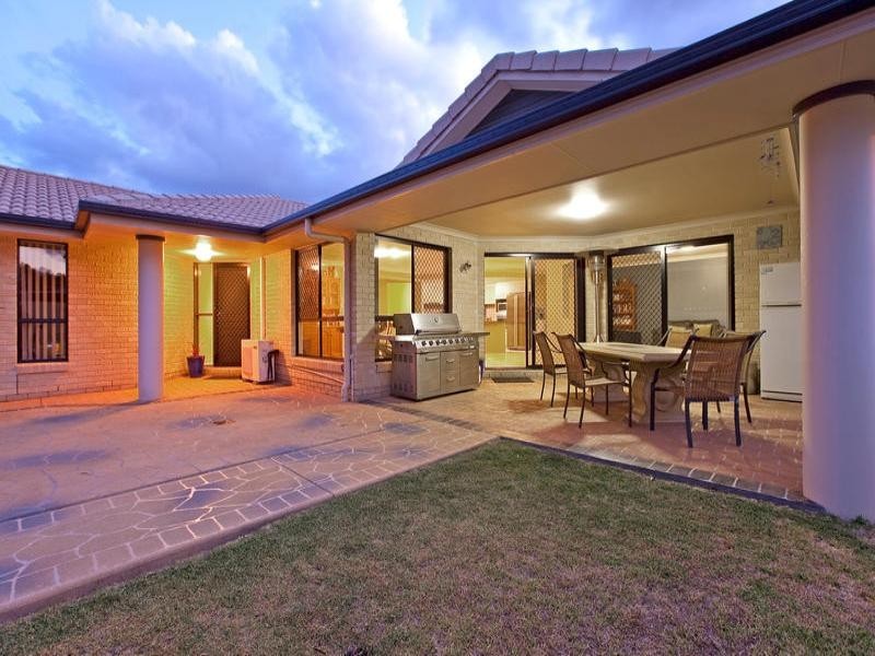 8 Carmay Close, Thornlands QLD 4164