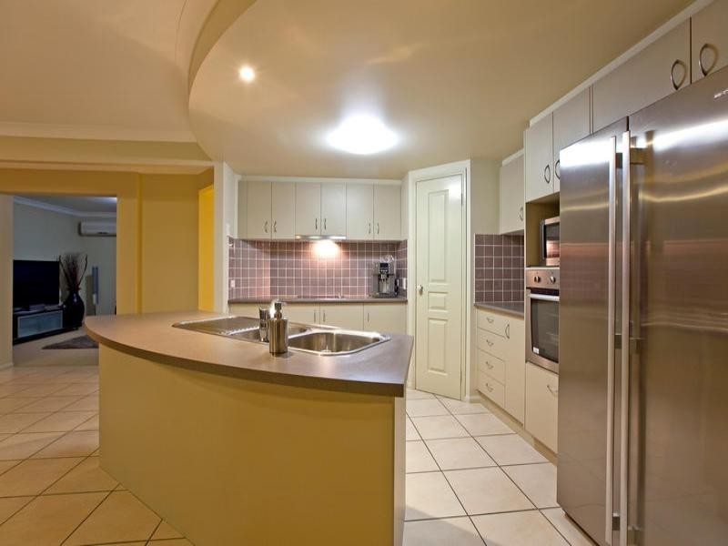 8 Carmay Close, Thornlands QLD 4164