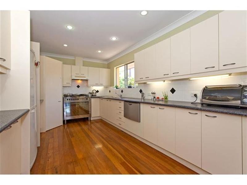 9 Rachow Street, Thornlands QLD 4164