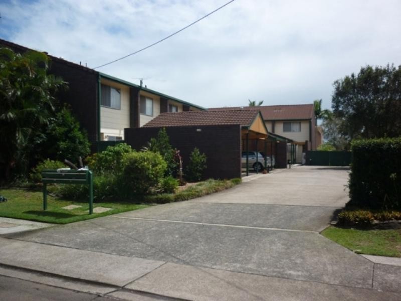 2/77 Railway Parade, Thorneside QLD 4158