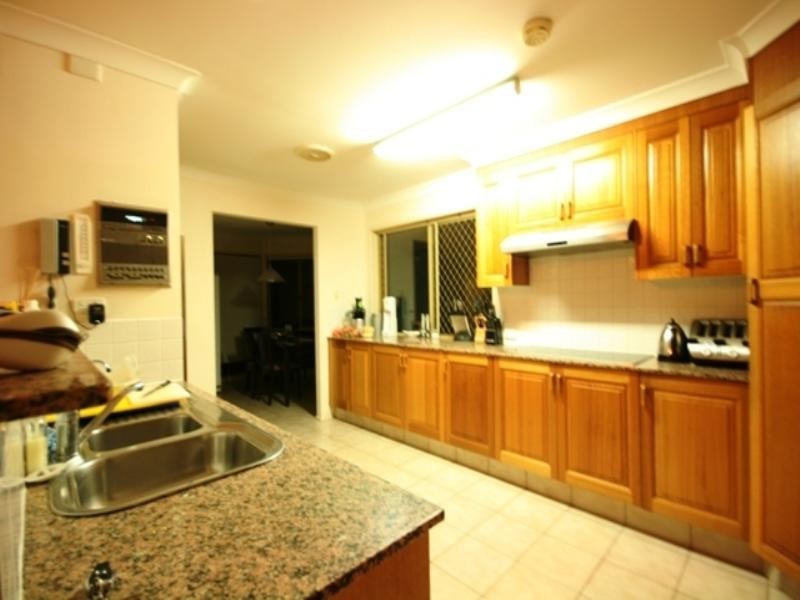 11 Captains Court, Raby Bay QLD 4163