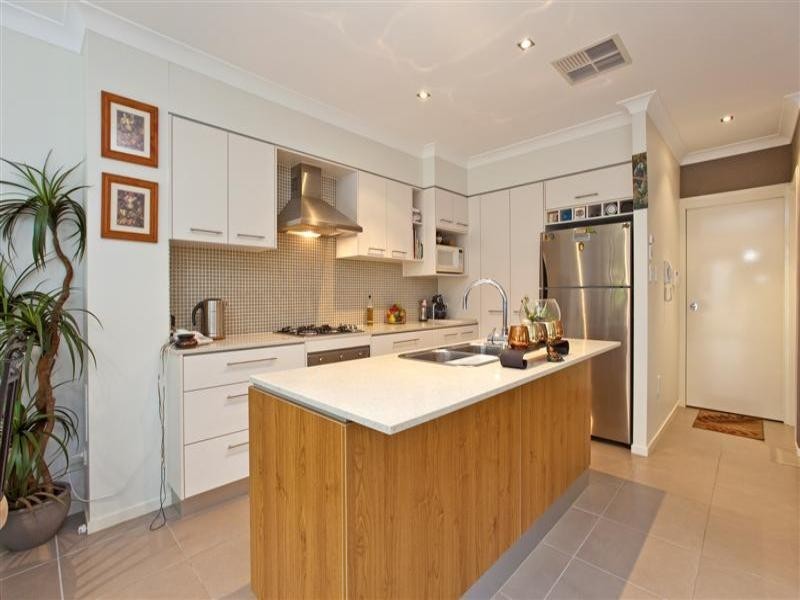 1/14 Channel Street, Cleveland QLD 4163