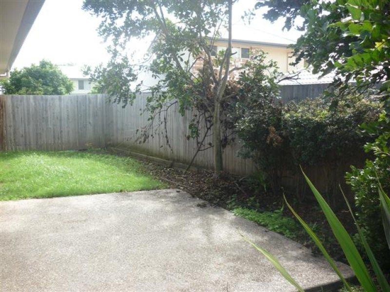 9 Turquoise Street, Redland Bay QLD 4165