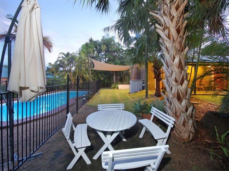 17 Azalea Street, Redland Bay QLD 4165