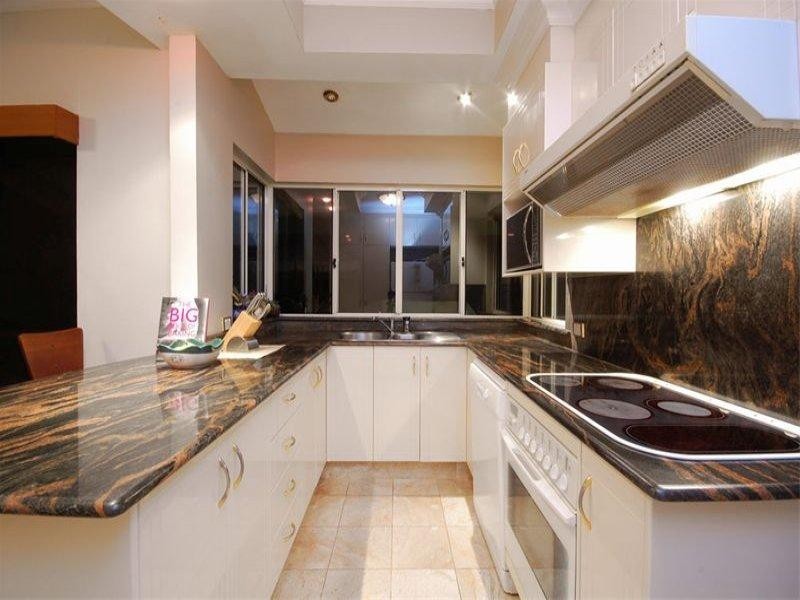 17 Azalea Street, Redland Bay QLD 4165