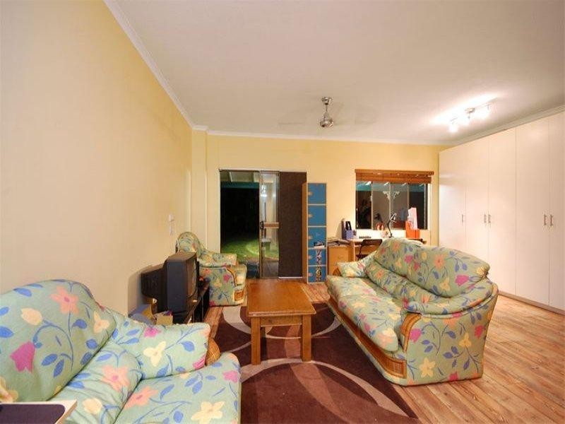 17 Azalea Street, Redland Bay QLD 4165