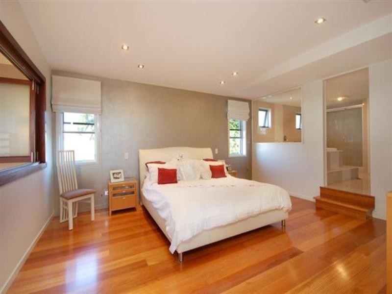 105 Oceana Terrace, Manly QLD 4179