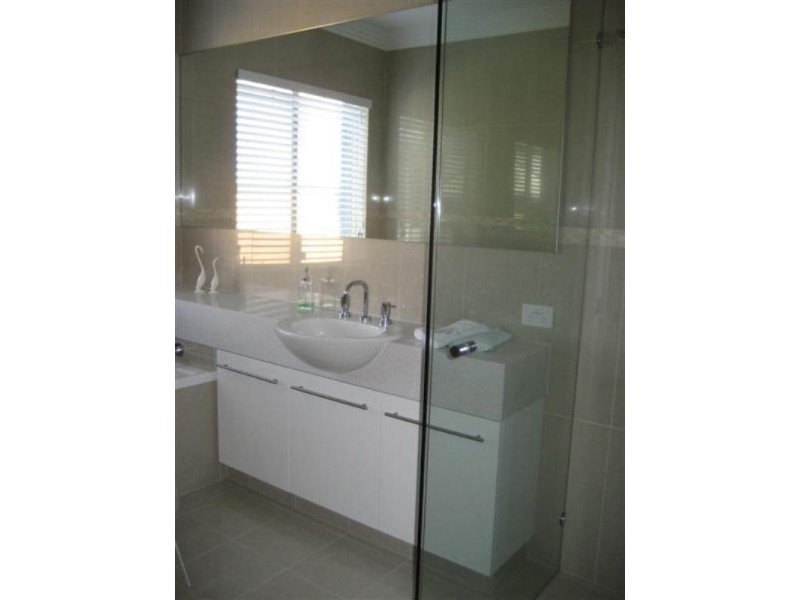 6/13 Esperance Court, Raby Bay QLD 4163