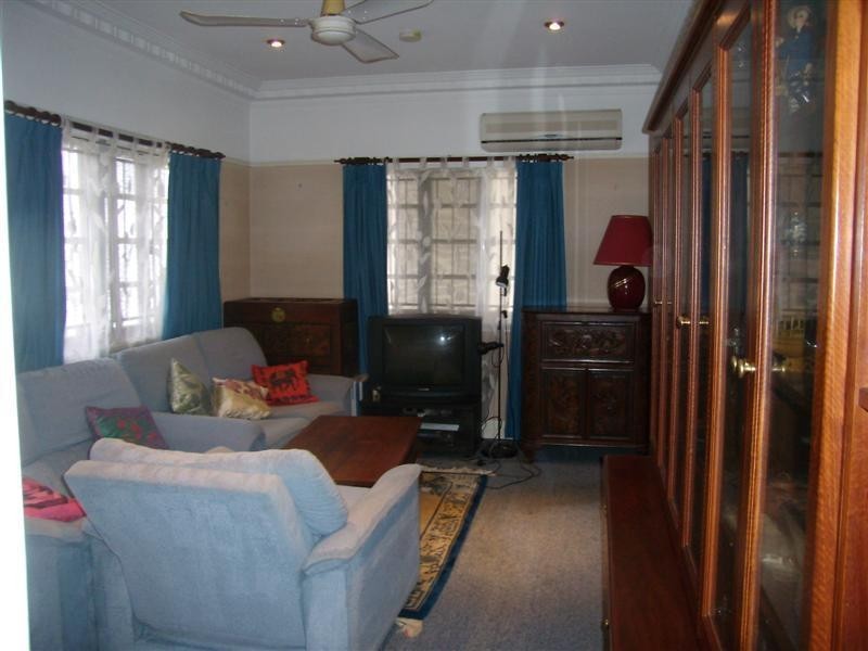 43 Stimpson Street, Fairfield QLD 4103