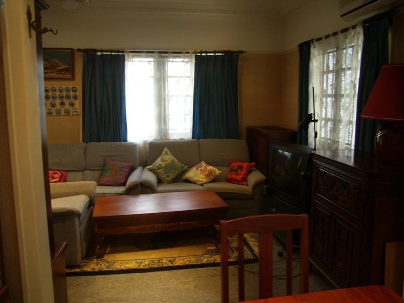 43 Stimpson Street, Fairfield QLD 4103