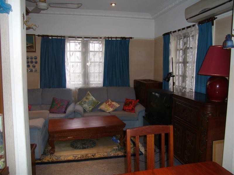 43 Stimpson Street, Fairfield QLD 4103