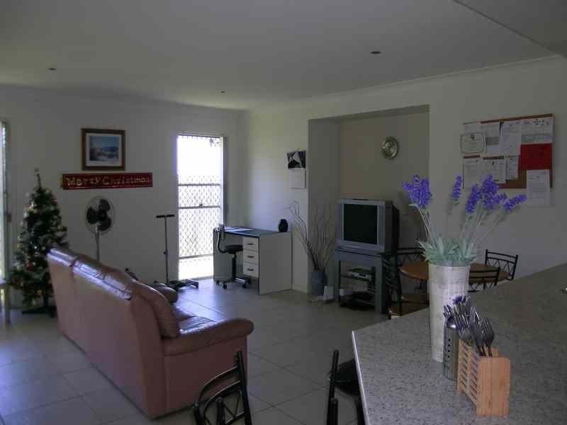 10 Stratus Street, Birkdale QLD 4159