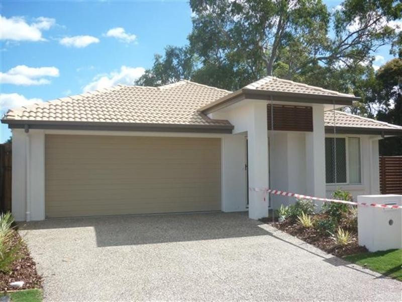 26 Bailey Street, Wakerley QLD 4154
