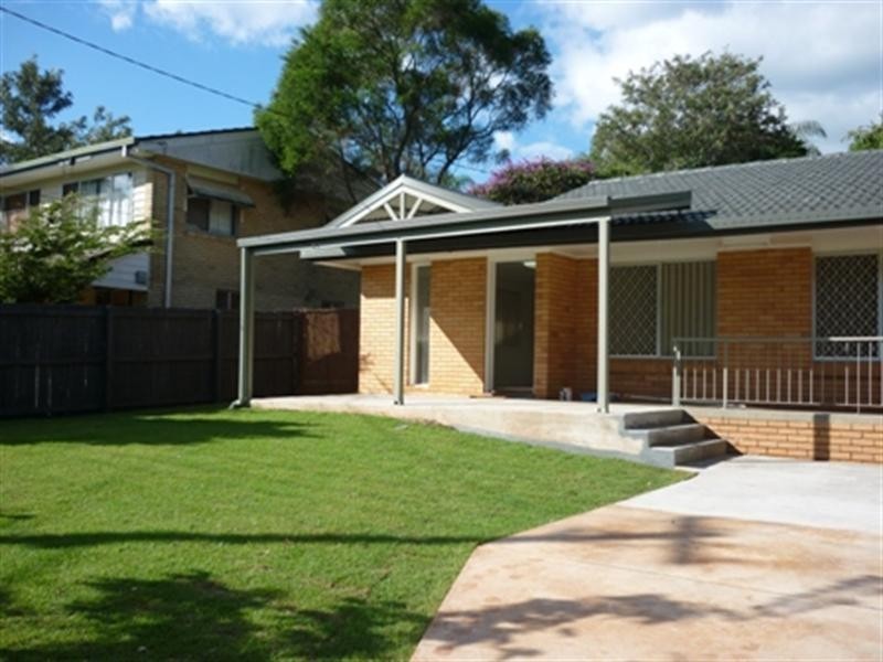 201 Waterloo Street, Cleveland QLD 4163