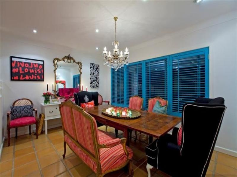33 Raby Bay Boulevard, Raby Bay QLD 4163