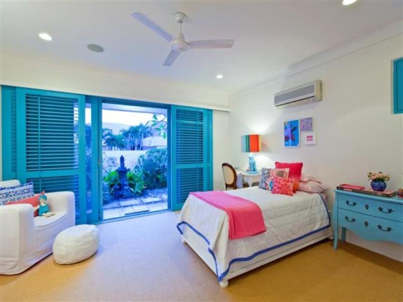 33 Raby Bay Boulevard, Raby Bay QLD 4163
