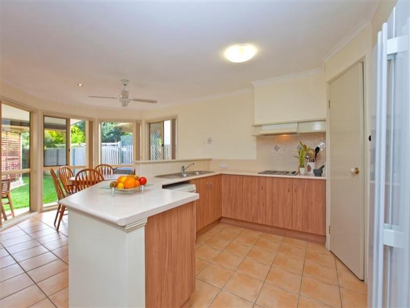 68 Passage Street, Cleveland QLD 4163