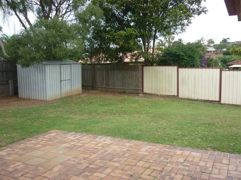 12 Dorking Court, Alexandra Hills QLD 4161