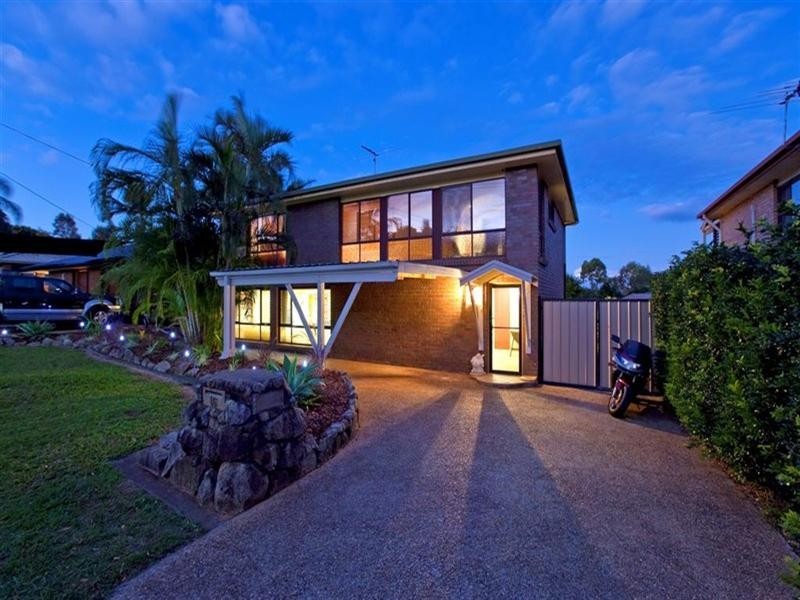 16 Sylvania Street, Wellington Point QLD 4160