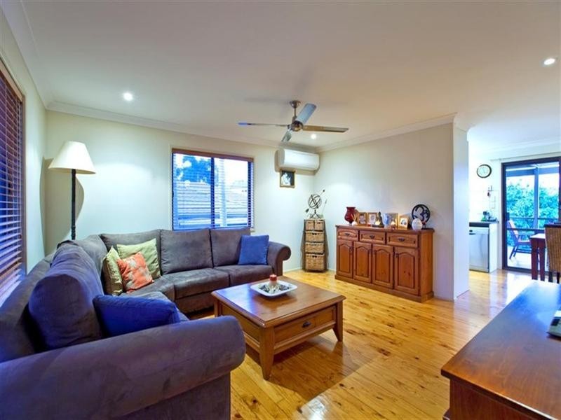 16 Sylvania Street, Wellington Point QLD 4160