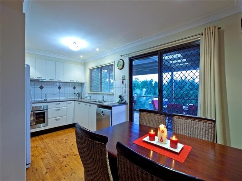 16 Sylvania Street, Wellington Point QLD 4160