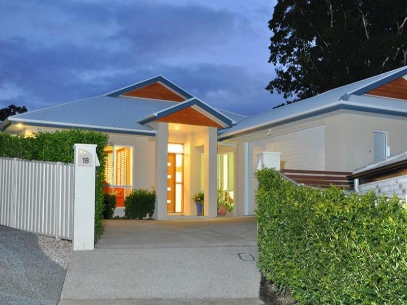 18 Riseborough Terrace, Cleveland QLD 4163