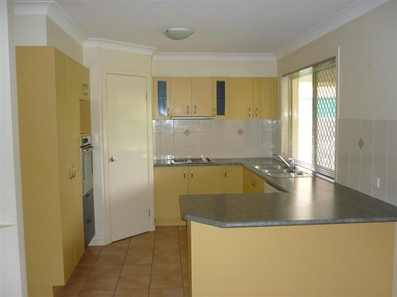 13 Wisteria Street, Ormiston QLD 4160