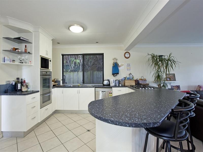 21 Marine Street, Redland Bay QLD 4165