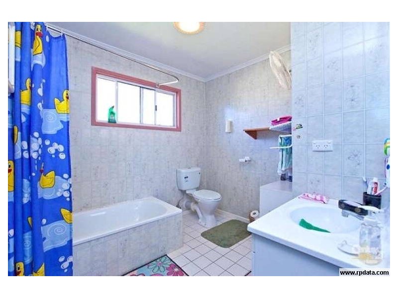 108 Passage Street, Cleveland QLD 4163