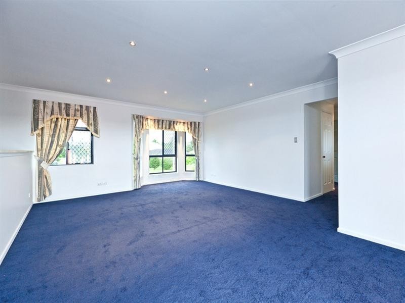 32 Torquay Road, Redland Bay QLD 4165