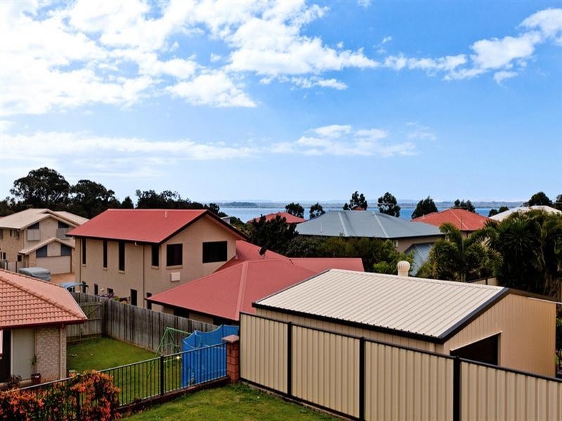 32 Torquay Road, Redland Bay QLD 4165