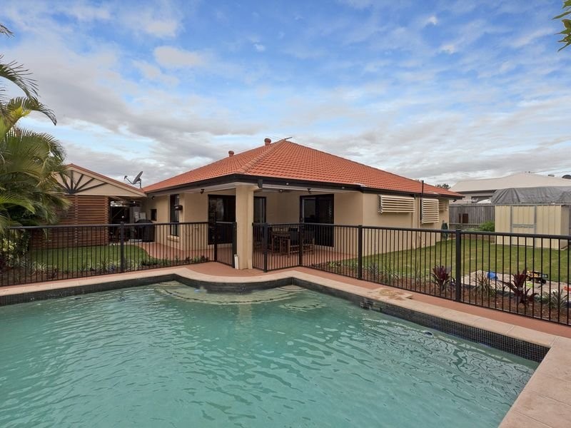 30 Trafalgar Avenue, Wellington Point QLD 4160