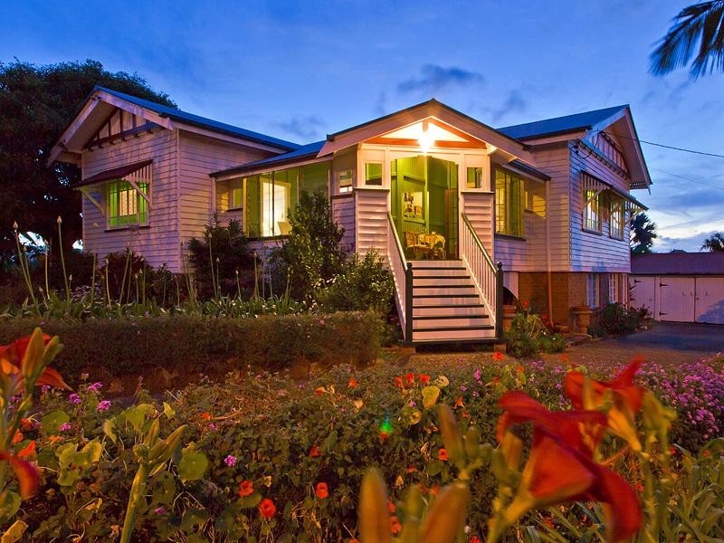 21 Weinam Street, Redland Bay QLD 4165