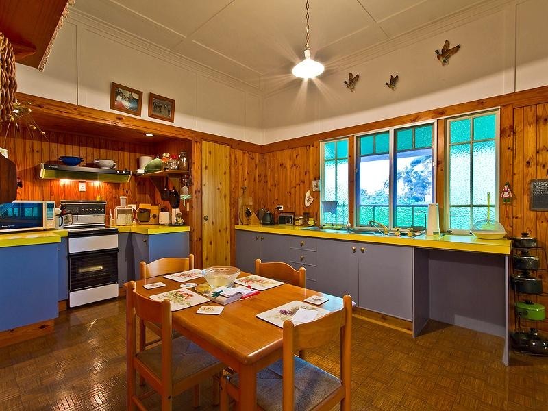 21 Weinam Street, Redland Bay QLD 4165