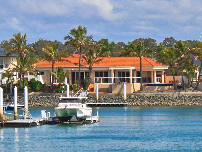 19 Seahaven Court, Raby Bay QLD 4163