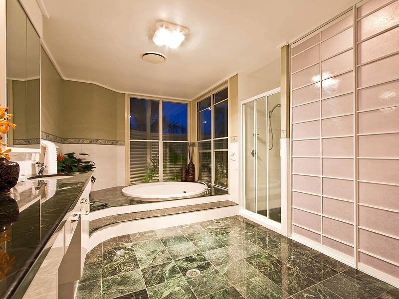 19 Seahaven Court, Raby Bay QLD 4163