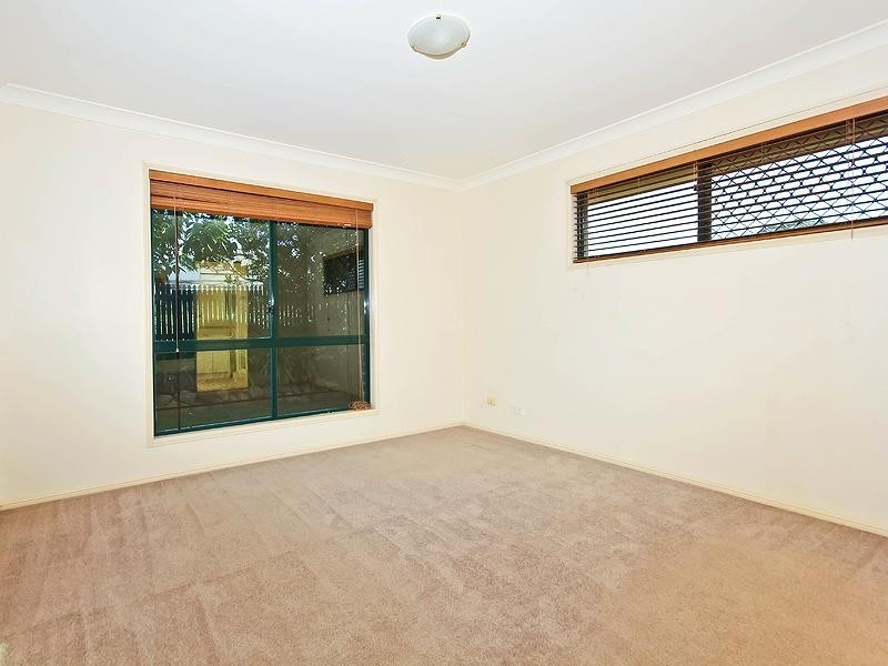 5 Byng Road, Birkdale QLD 4159