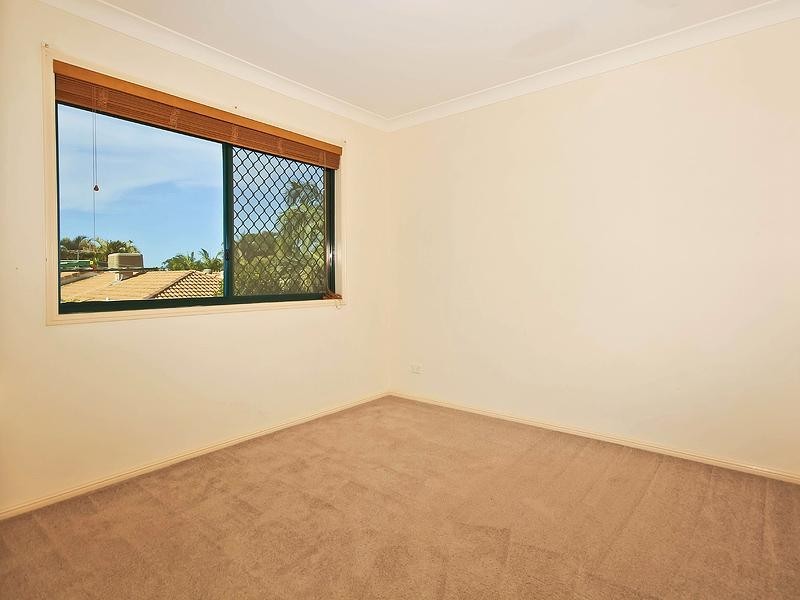 5 Byng Road, Birkdale QLD 4159