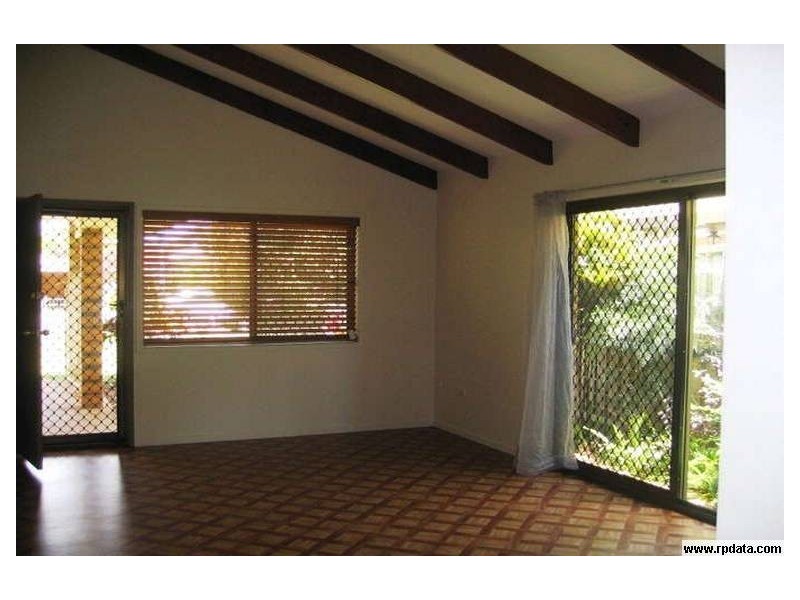 37 McLeod Street, Cleveland QLD 4163