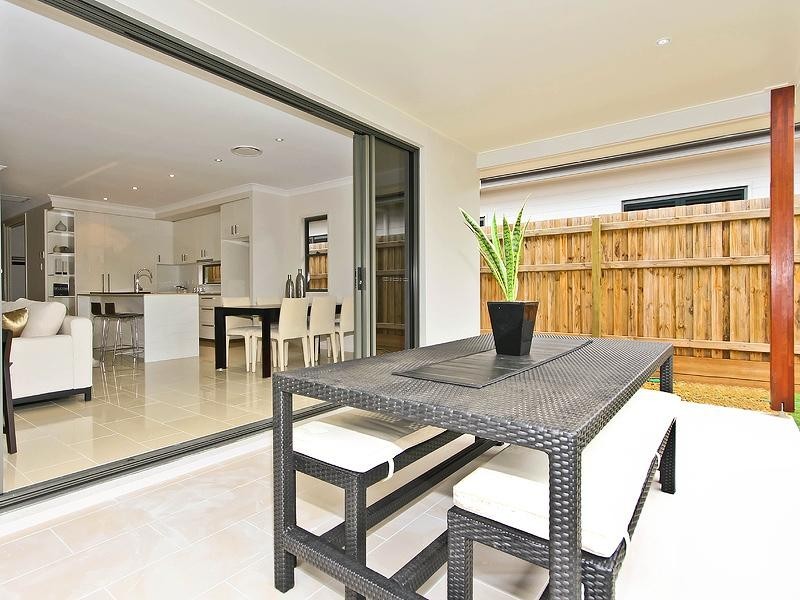 90 Delancey Street, Ormiston QLD 4160