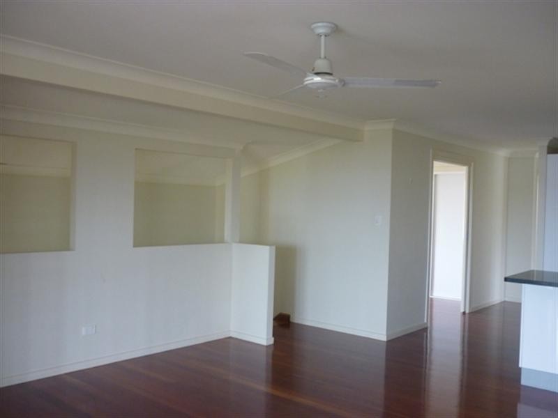 27 South Street, Cleveland QLD 4163