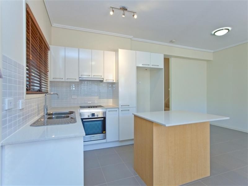 6/62 Island Street, Cleveland QLD 4163