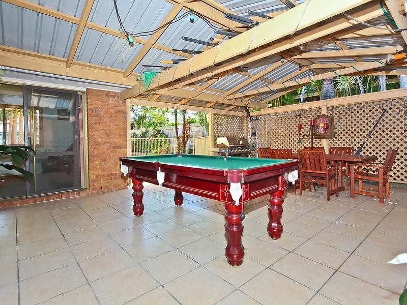 60 Beach Street, Cleveland QLD 4163