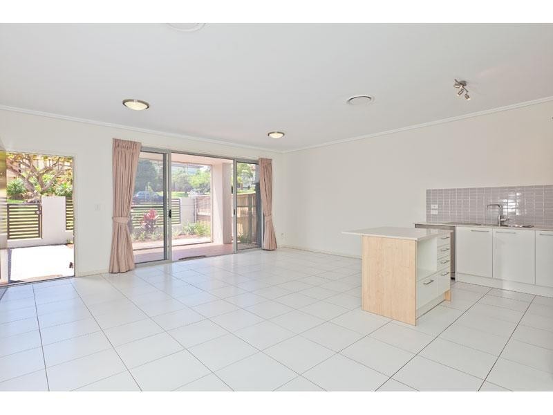 2/62 Island Street, Cleveland QLD 4163