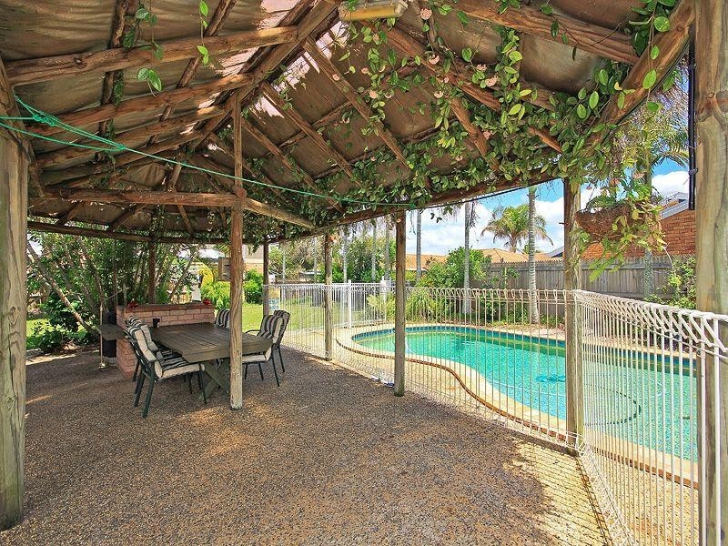 3 Haydon Court, Victoria Point QLD 4165