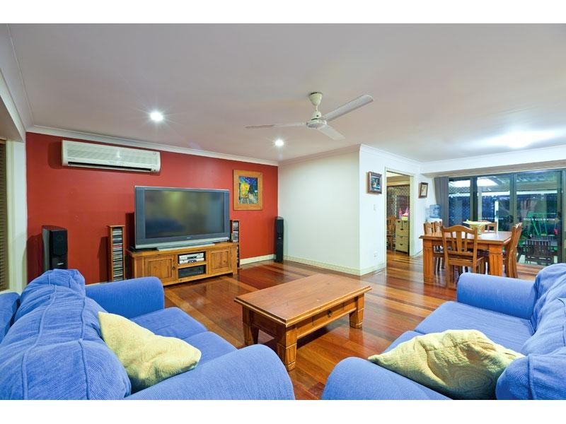 4 Workington Street, Alexandra Hills QLD 4161