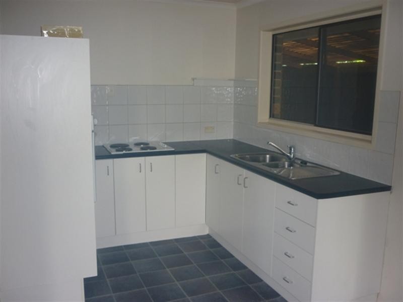 14 Robinia Street, Alexandra Hills QLD 4161