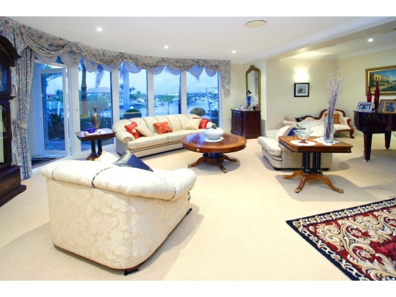 39 Sentinel Court, Raby Bay QLD 4163