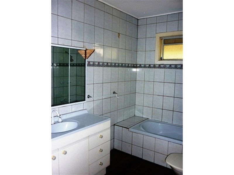 656 Cleveland Redland Bay Road, Redland Bay QLD 4165