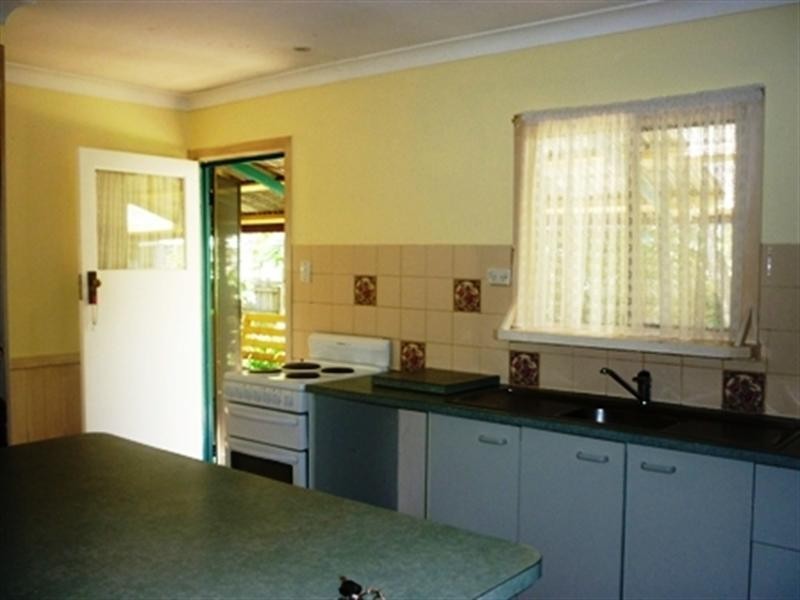 656 Cleveland Redland Bay Road, Redland Bay QLD 4165